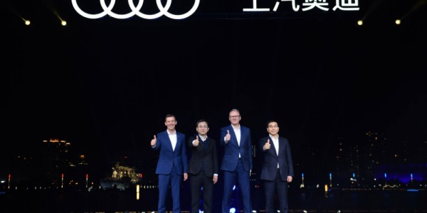 闪电体育平台- 老牌劲旅主场沦陷跌至副班长  